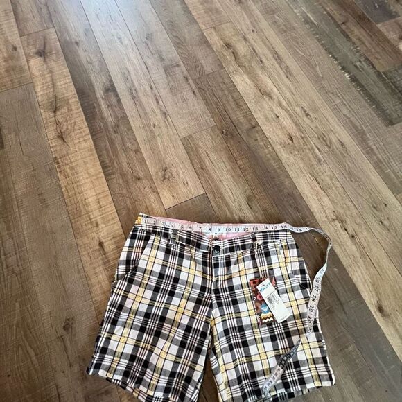 Brand new Roxy black white and yellow plaids shorts size 11 - Picture 4 of 7